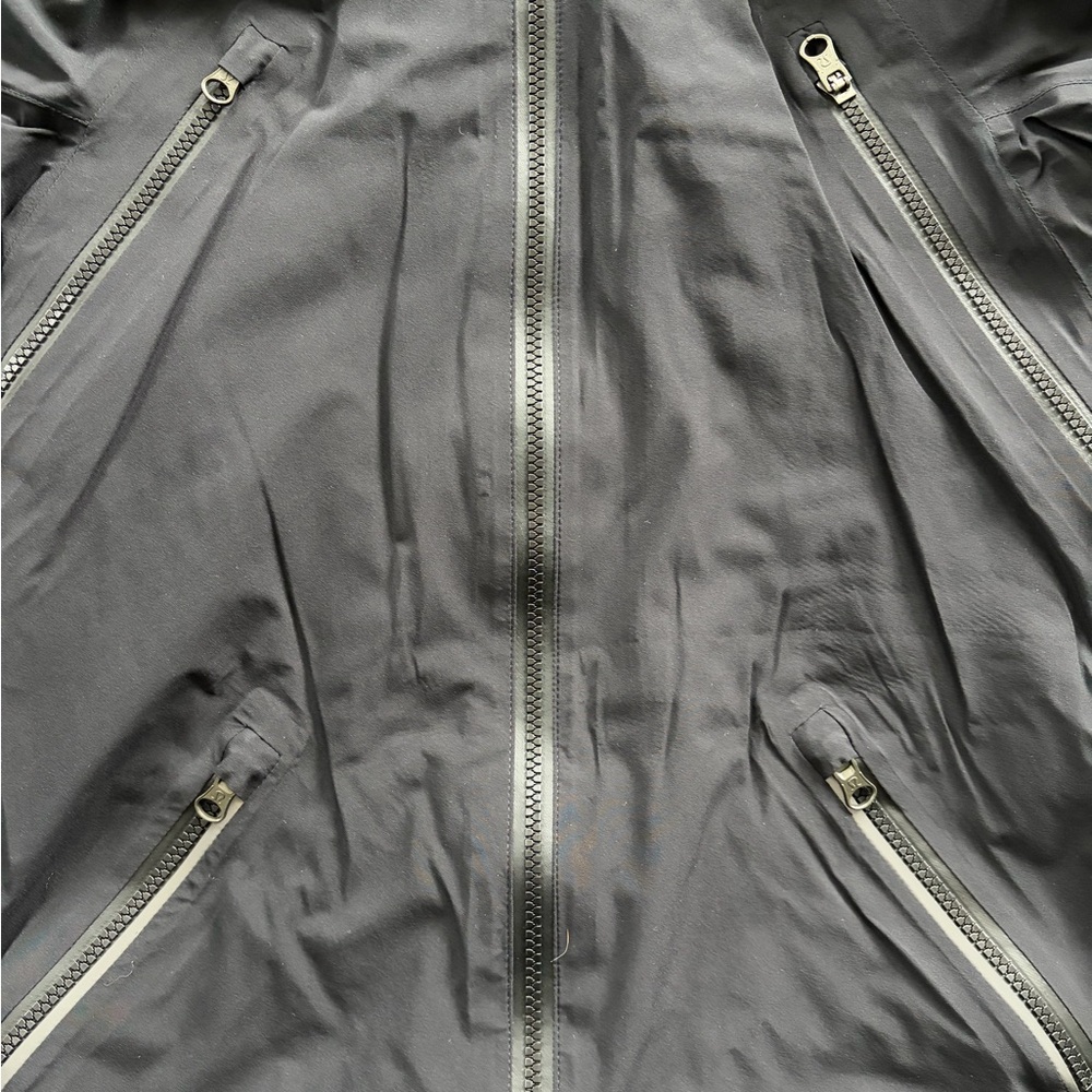 Lululemon 🍋 Rise & Shine Jacket II - Picture 5 of 8